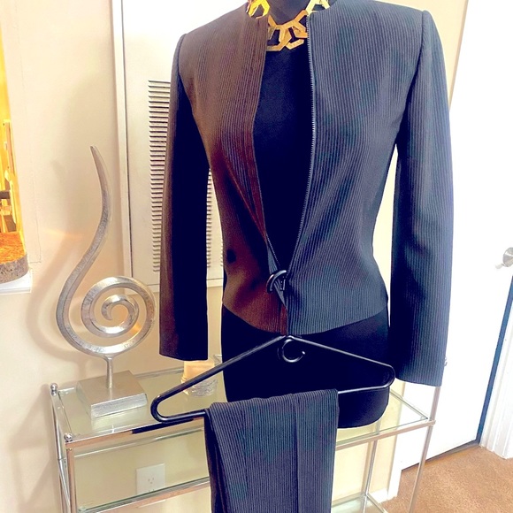 Christie D.k pen stripe like new grey suit size 38 or 10 - Picture 6 of 6